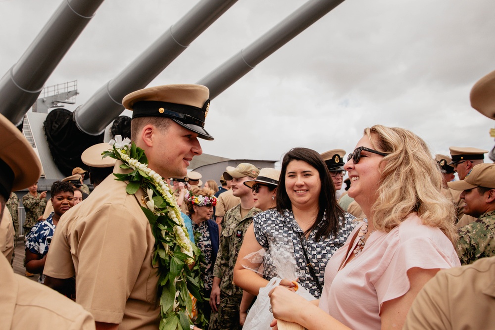 COMSUBPAC Holds Chief Pinning Ceremony aboard Battleship Missouri Memorial