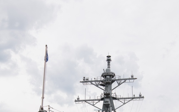 SWOBOSS visits USS Paul Hamilton