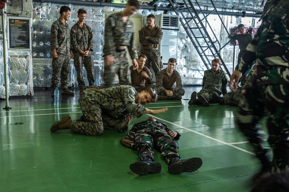 Super Garuda Shield 25: U.S. Marines, Dutch Marines, Indonesian Armed Forces conduct Tactical Combat Casualty Care class