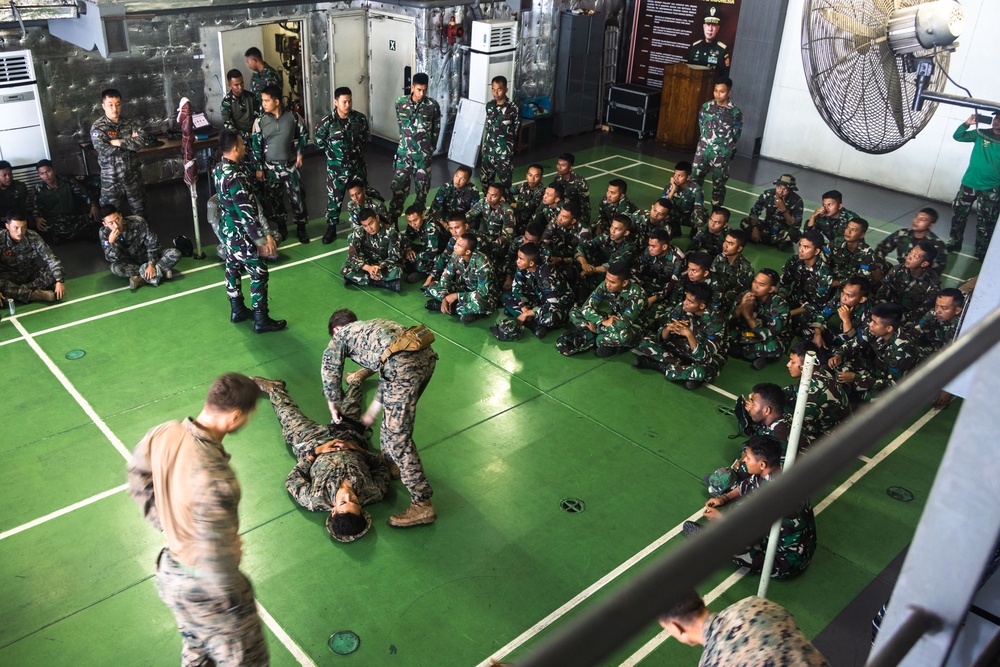 Super Garuda Shield 25: U.S. Marines, Dutch Marines, Indonesian Armed Forces conduct Tactical Combat Casualty Care class