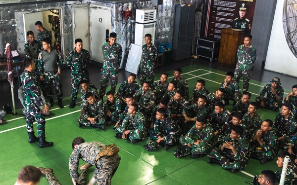 Super Garuda Shield 25: U.S. Marines, Dutch Marines, Indonesian Armed Forces conduct Tactical Combat Casualty Care class