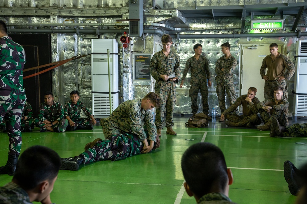 Super Garuda Shield 25: U.S. Marines, Dutch Marines, Indonesian Armed Forces conduct Tactical Combat Casualty Care class