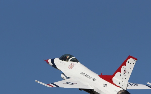 U.S. Air Force Thunderbirds perform at the 2025 Joint Base Andrews Air Show