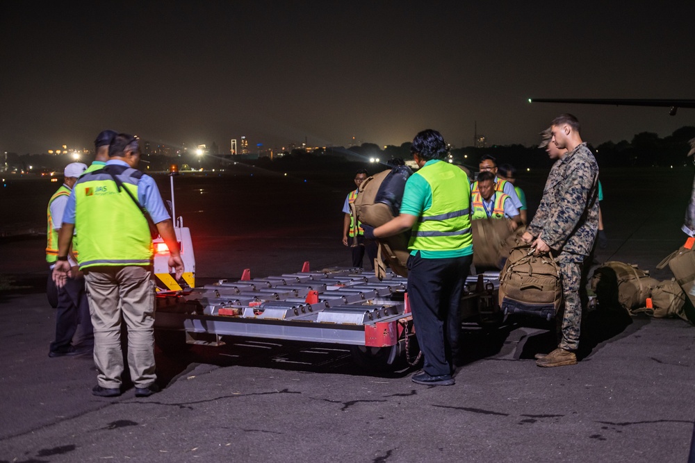 MRF-D 25.3: U.S. Marines return to Australia from Indonesia