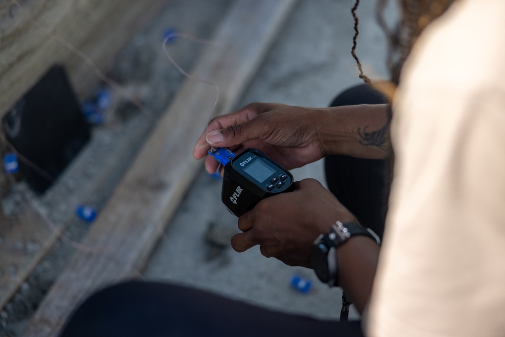 9th ESB trains on 3D concrete printer