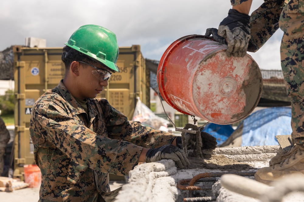 9th ESB trains on 3D concrete printer