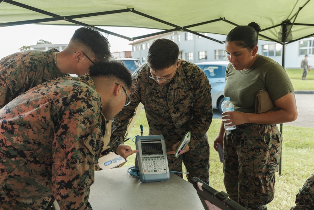 U.S. Marines, Space Force train in electromagnetic warfare