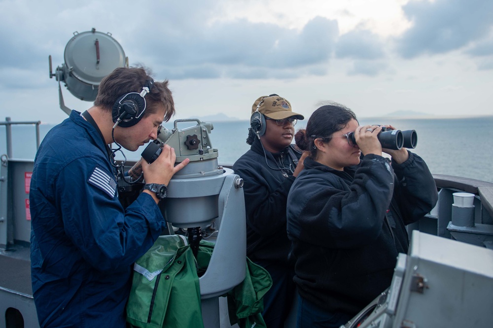 USS BLUE RIDGE ARRIVES IN SOUTH KOREA