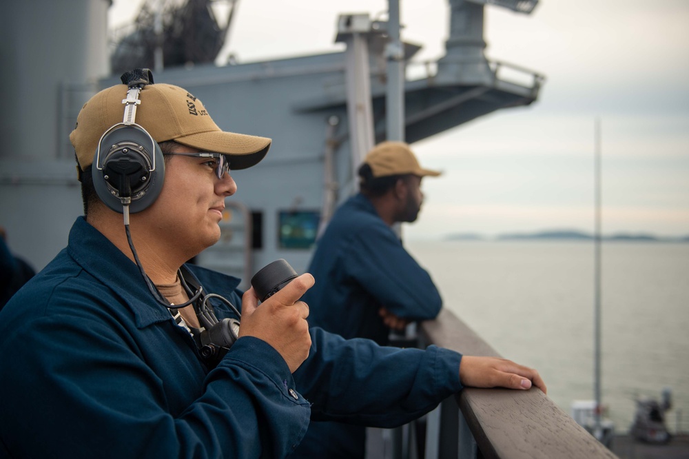 USS BLUE RIDGE ARRIVES IN SOUTH KOREA