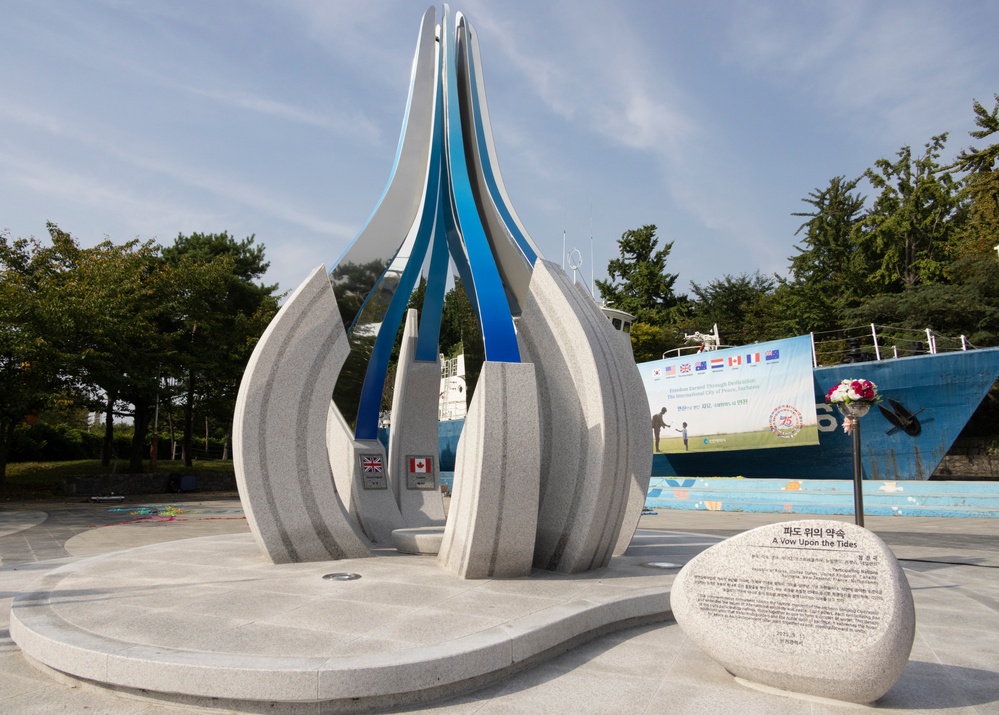 MARFORK attends the Monument Reveal honoring the Incheon Landing