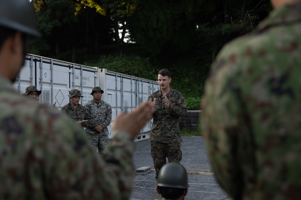 RD25 | U.S. Marines with 12th MLR and JGSDF Soldiers Participate in a Bilateral Convoy Brief