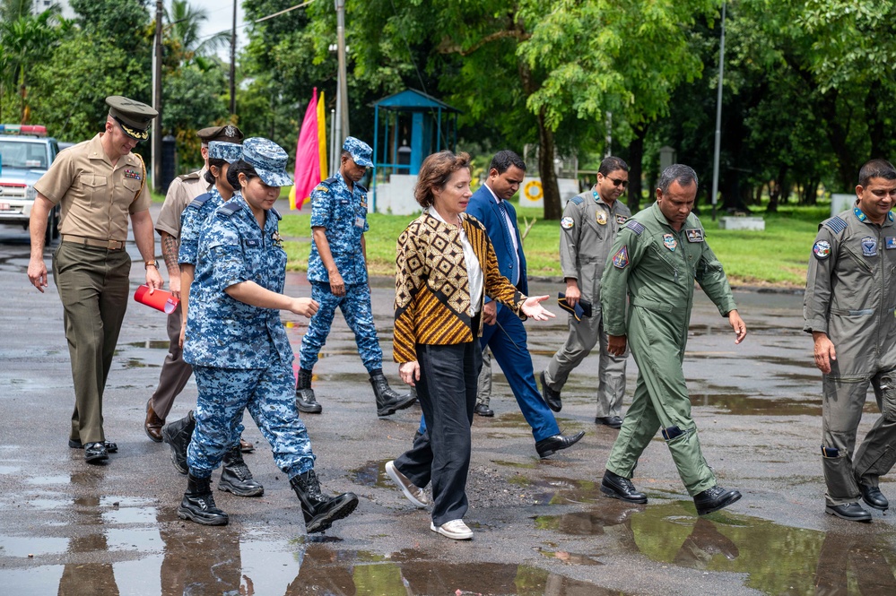 U.S. Ambassador to Bangladesh observes exercise Pacific Angel 25-3