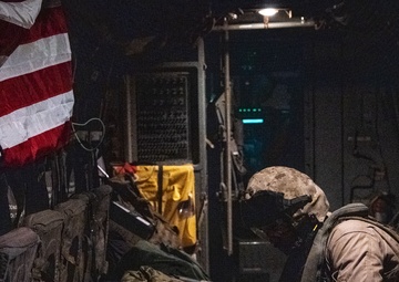 CJTF-HOA, 406 AEW conduct joint water hoist operations