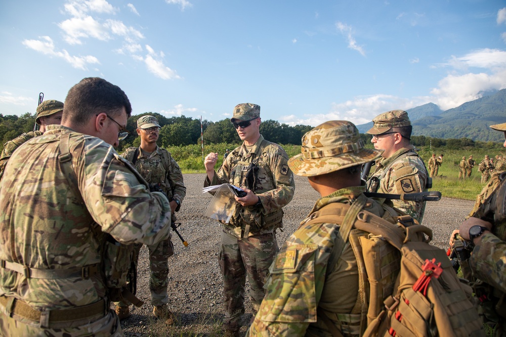 U.S. Army, Australian Soldiers and Japan Ground Self-Defense members are conducting familiarization training prior to the upcoming live fire training.