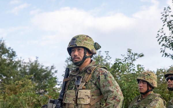 U.S. Army, Australian Soldiers and Japan Ground Self-Defense members are conducting familiarization training prior to the upcoming live fire training.