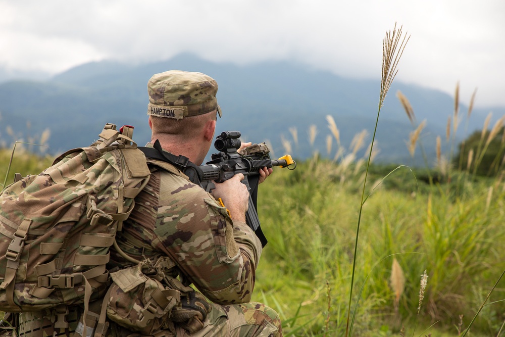 U.S. Army, Australian Soldiers and Japan Ground Self-Defense members are conducting familiarization training prior to the upcoming live fire training.