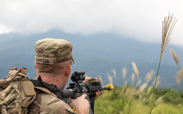 U.S. Army, Australian Soldiers and Japan Ground Self-Defense members are conducting familiarization training prior to the upcoming live fire training.