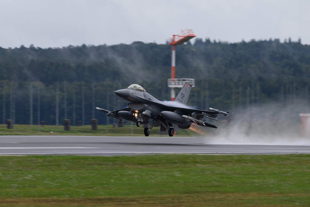 480th FS maintains readiness through adverse conditions training