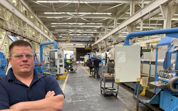 Merritt celebrates 25 years of federal service