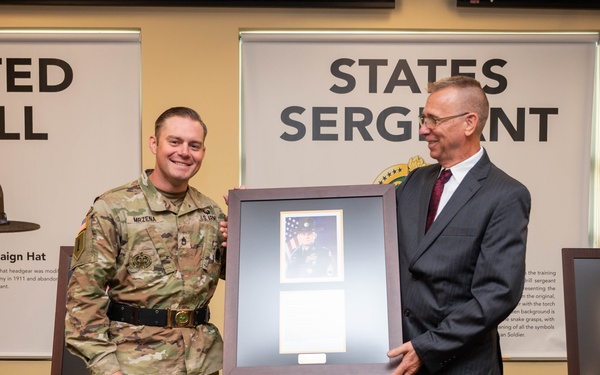 Nine New Faces Enshrined at Drill Sergeant Academy