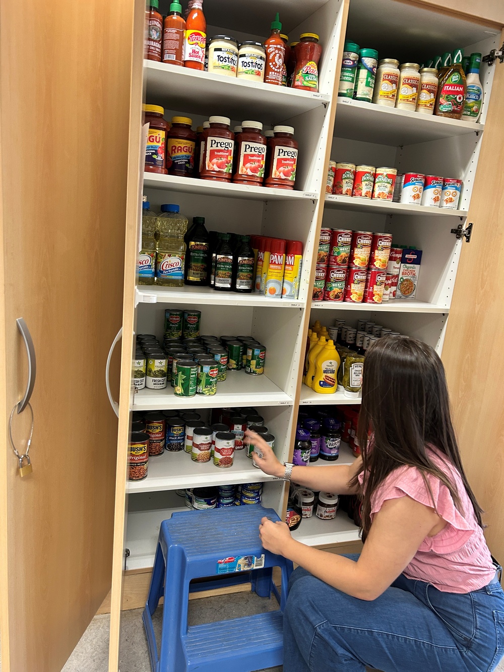 USAG Rheinland-Pfalz chapel group serves Baumholder community through community cupboard initiative