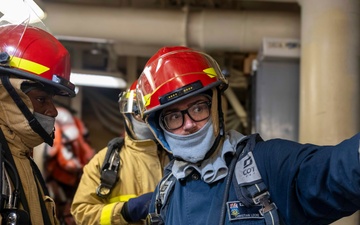 USS Dewey conducts routine General Quarters