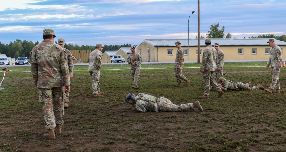 Soldiers conduct Expert Physical Fitness Assessment for E2B testing
