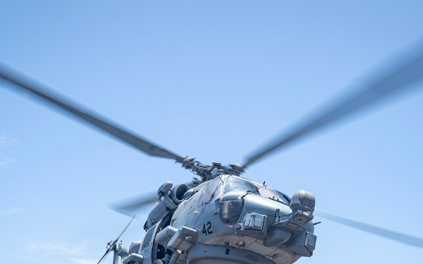 USS Higbee Sailors Conduct Flight Operations