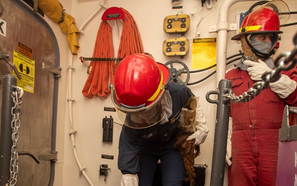 USS Higbee Sailors Conduct Damage Control Training