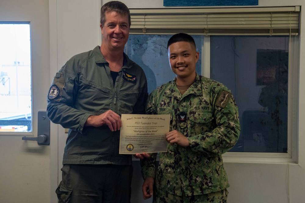 USS John C. Stennis (CVN 74) presents Warfighter of the Week