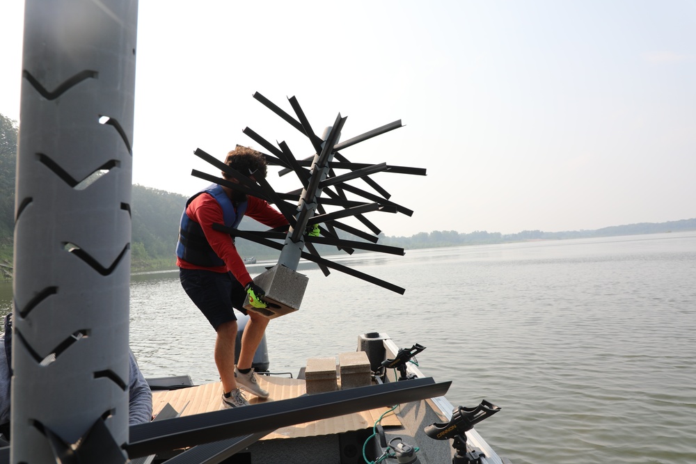 Lake Red Rock Gains Permanent Fish Cover, Ecosystem Support