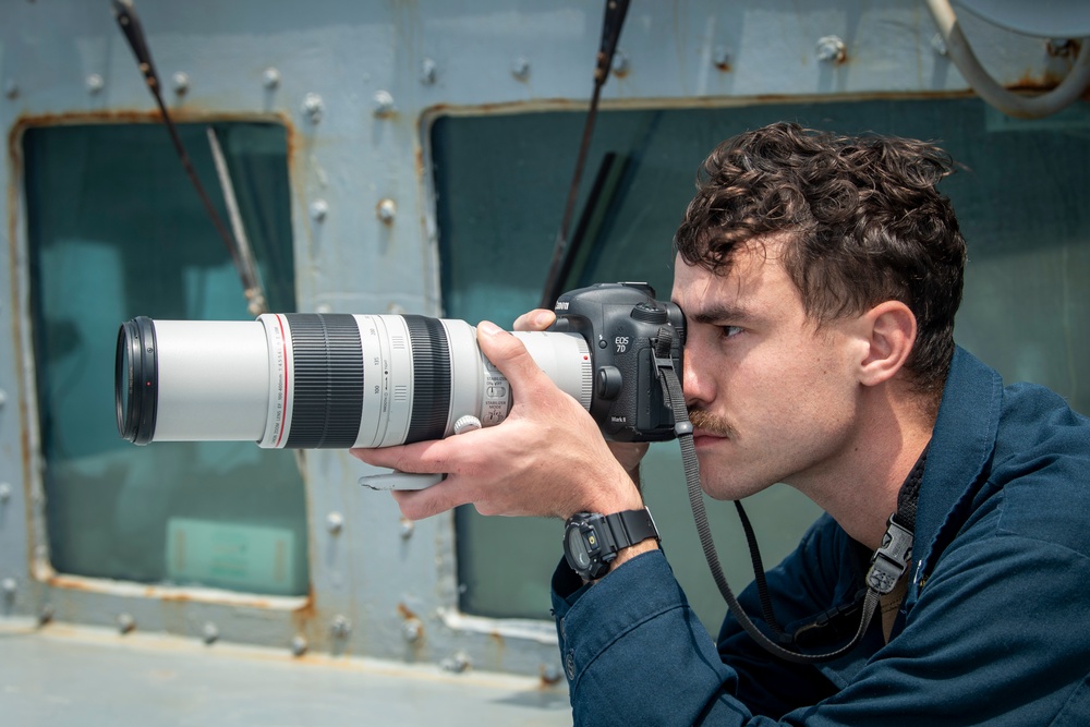 USS Higbee Sailors Gather Intel for Potential VBSS Interaction
