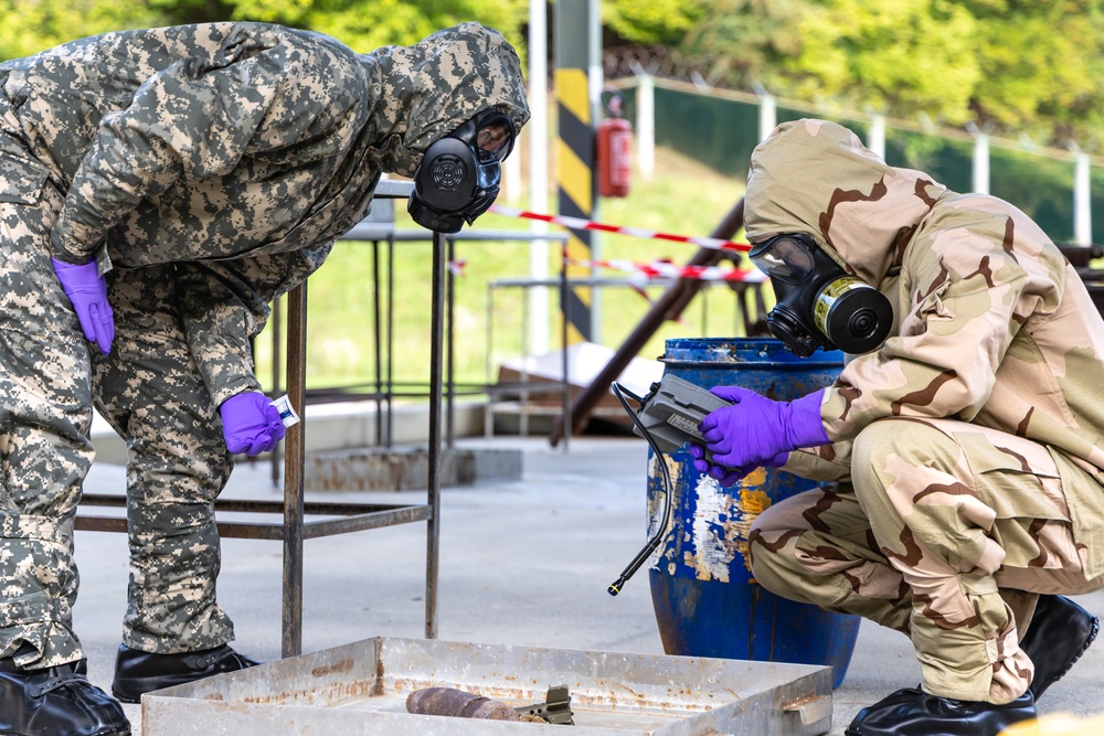 Indiana Army National Guard Conducts Chemical Warfare Agent Training in Slovakia