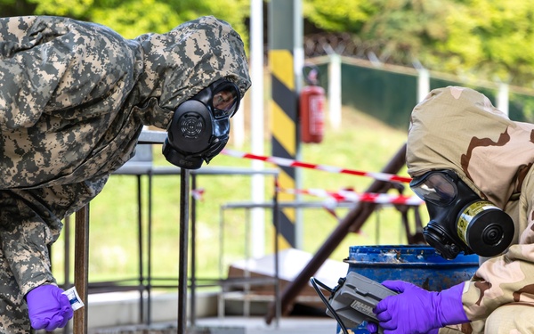 Indiana Army National Guard Conducts Chemical Warfare Agent Training in Slovakia