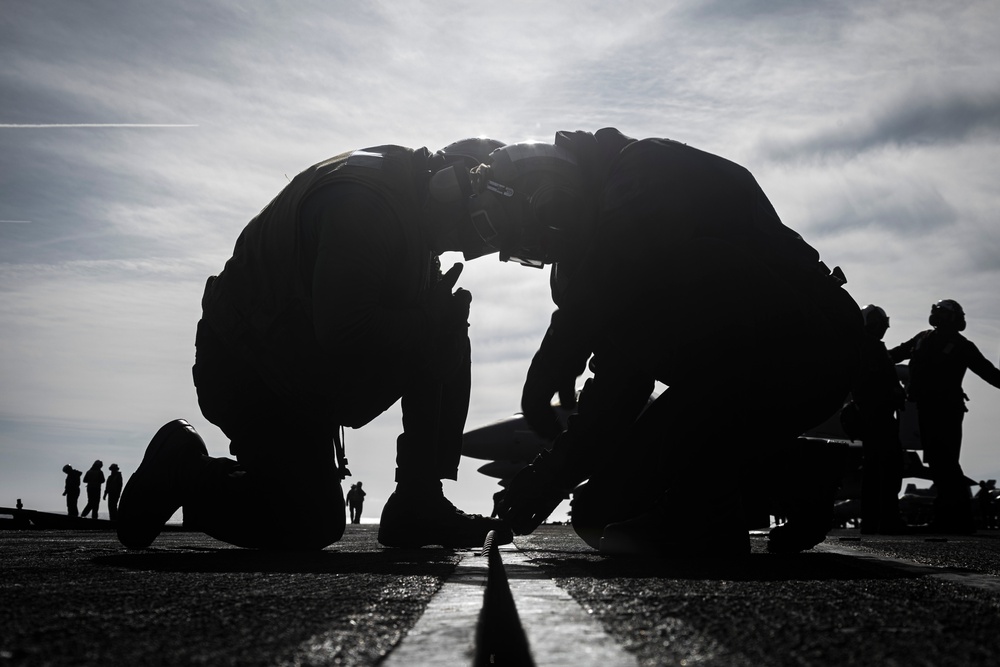 USS Gerald R. Ford (CVN 78) Conducts Flight Operations