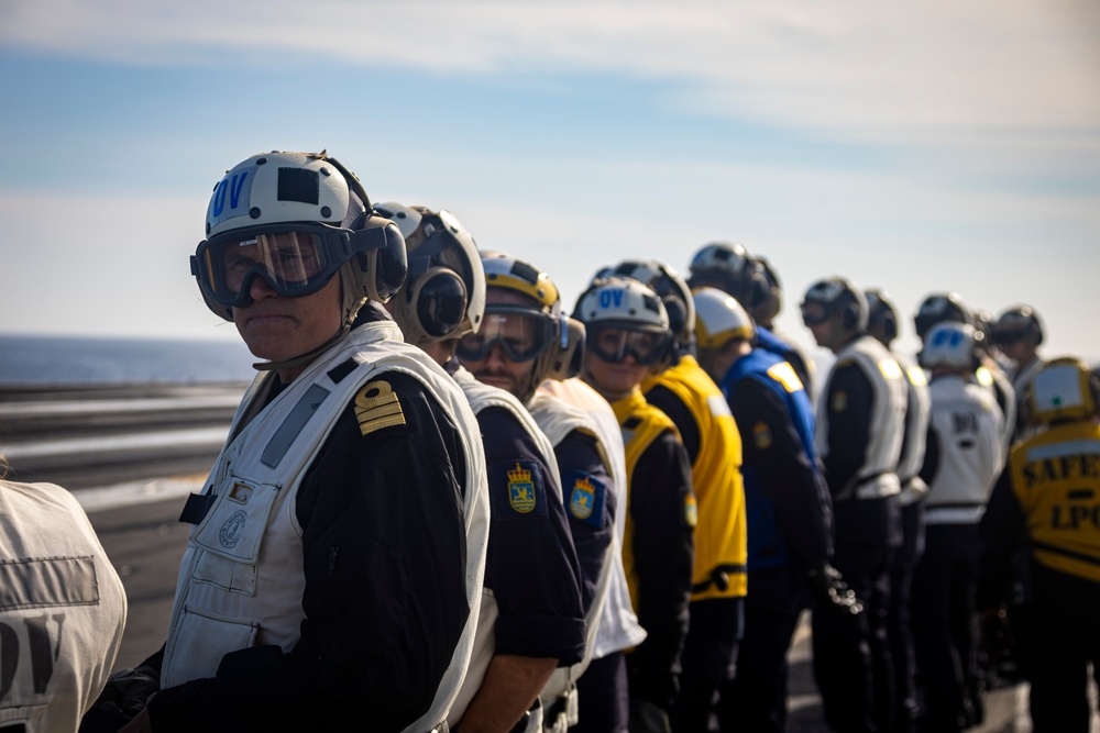 Norwegian Distinguished Visitors Visit USS Gerald R. Ford (CVN 78)