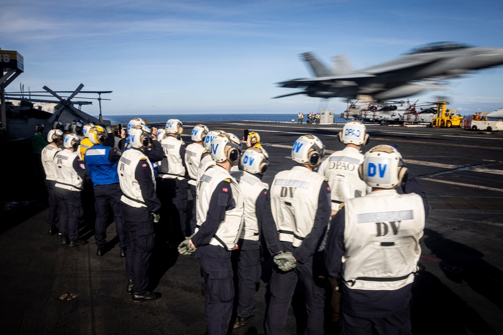 Norwegian Distinguished Visitors Visit USS Gerald R. Ford (CVN 78)