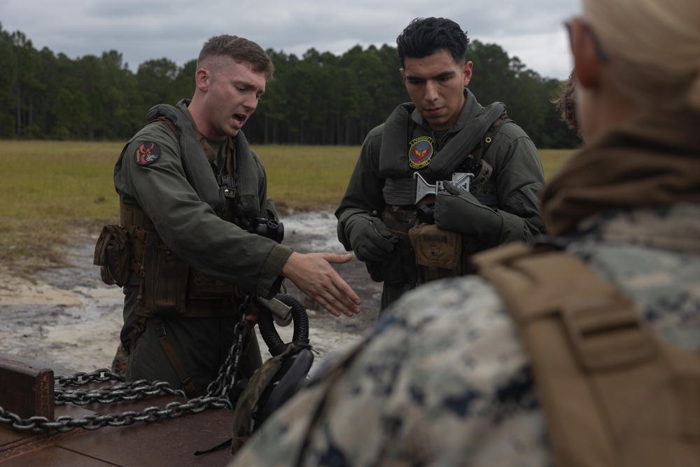 2nd Combat Readiness Regiment, Combat Logistics Battalion 24 Conduct HST for Multi-unit Field Exercises