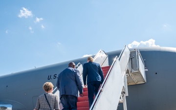 JB MDL hosts U.S. Representatives Houlahan and Conaway