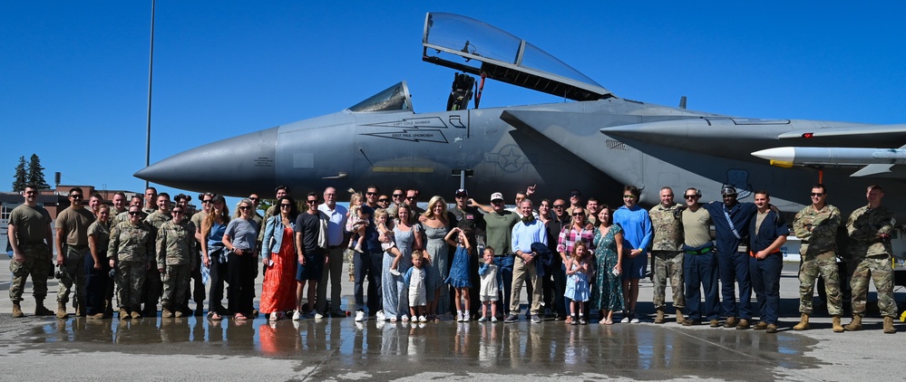 104th Fighter Wing Celebrates Fini Flights for 'Boom' and 'Gronk'
