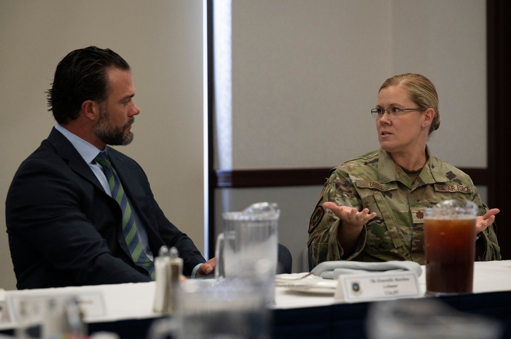 AMC Highlights Rapid Global Mobility During USecAF Visit