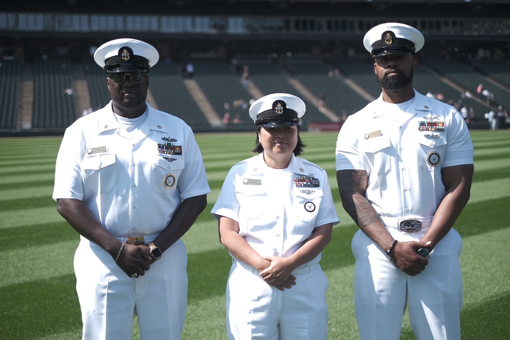MEPCOM Enlistment Ceremony at the Chicago White Sox 2025
