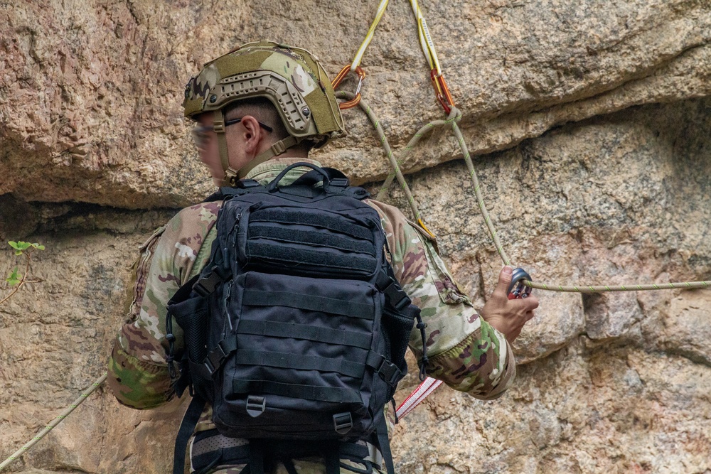 10th Special Forces Group (Airborne) Special Operations Mountain Warfare