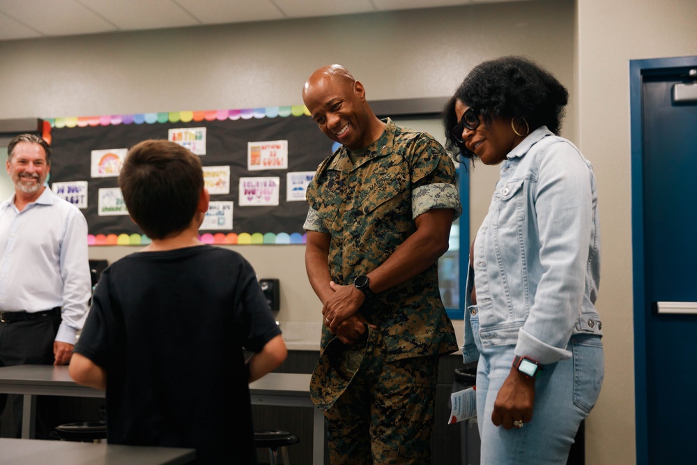 MCIWEST Command Leadership Visits Mary Fay Pendleton Elementary School