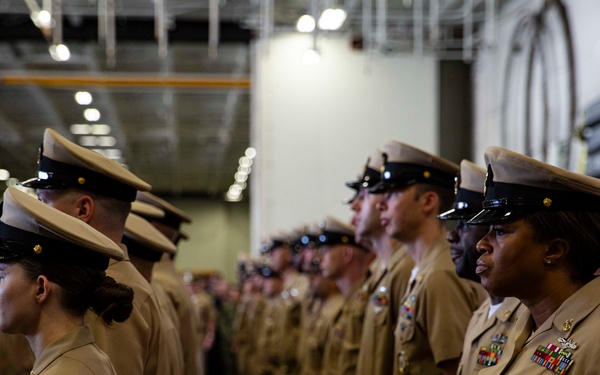 Abraham Lincoln hosts a chief pinning ceremony
