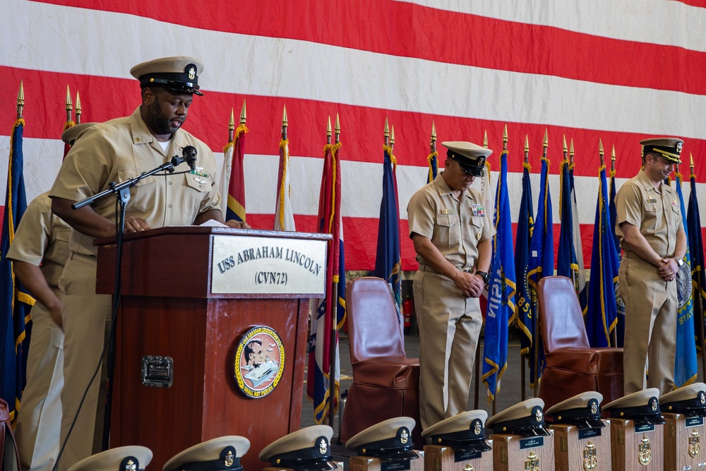 Abraham Lincoln hosts a chief pinning ceremony