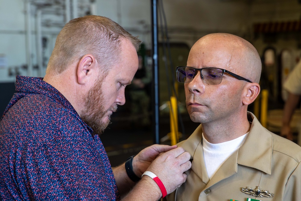 Abraham Lincoln hosts a chief pinning ceremony