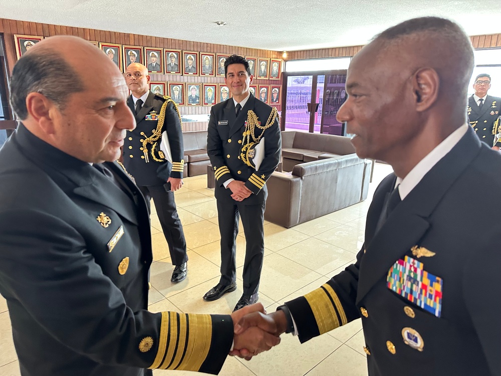 U.S. Naval War College president discusses deterrence, warfighting with South American and global military leaders in Peru