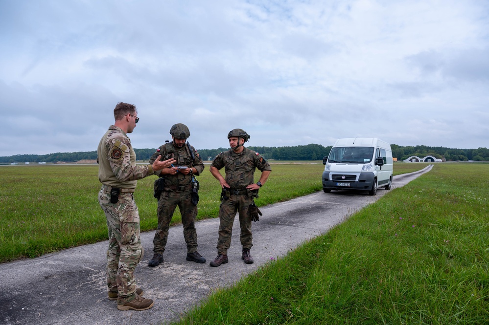 MiniGATOR 2025: 419th Airmen train with allies in the Czech Republic