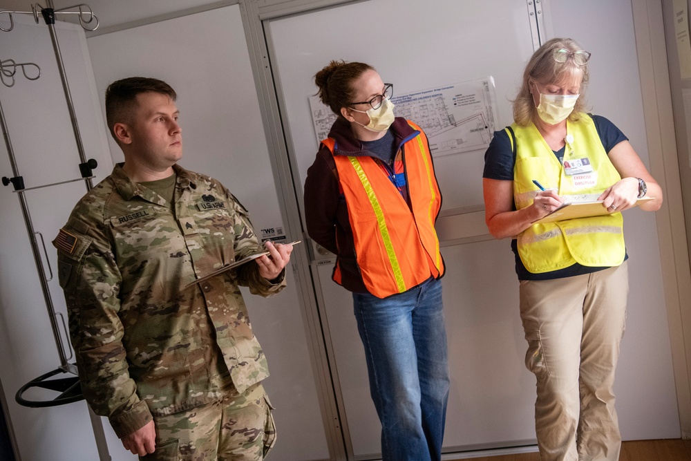 Oregon National Guard conducts medical response training with civilian partners